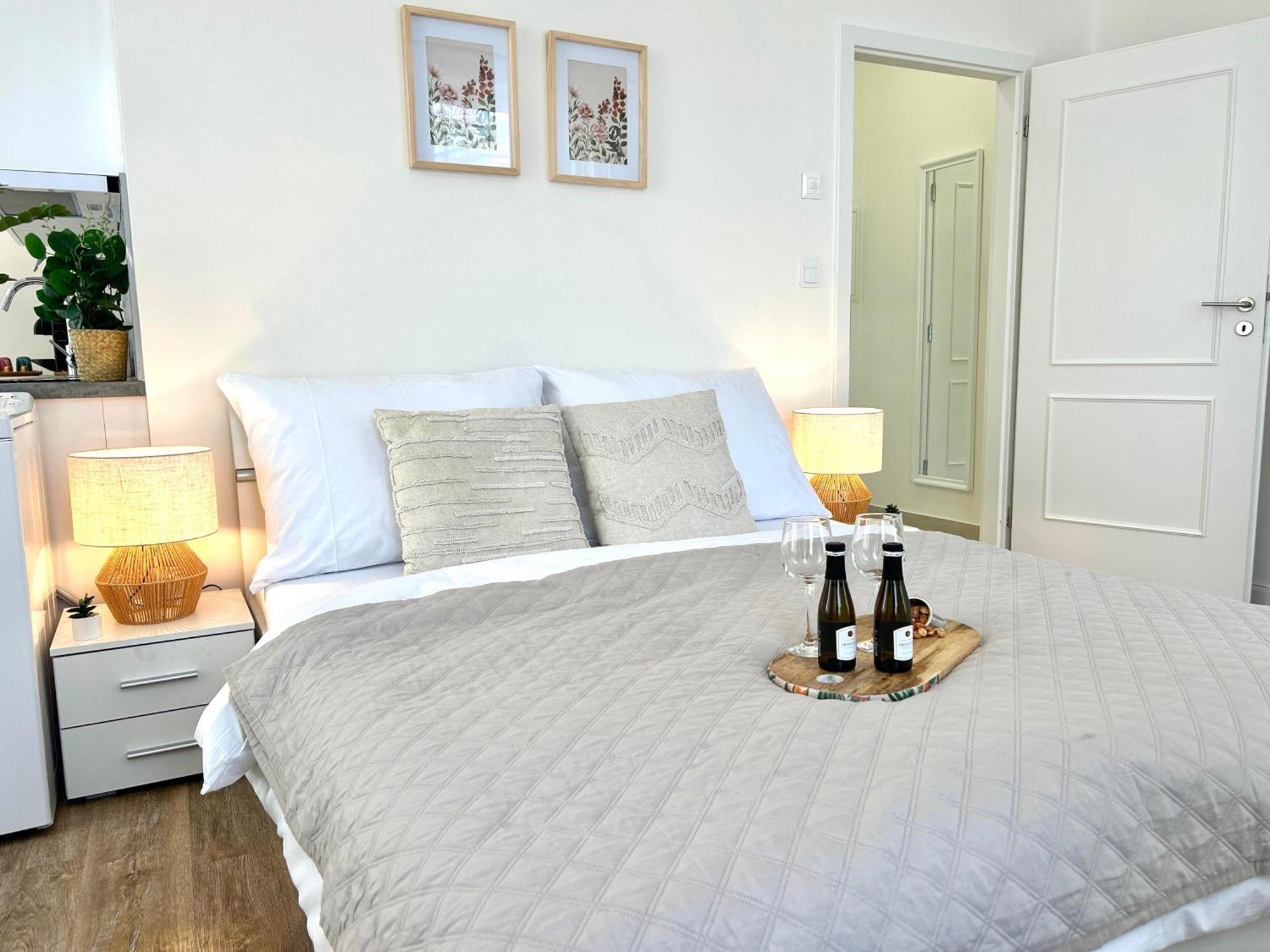Treetess City Centre Prague Apartments מראה חיצוני תמונה